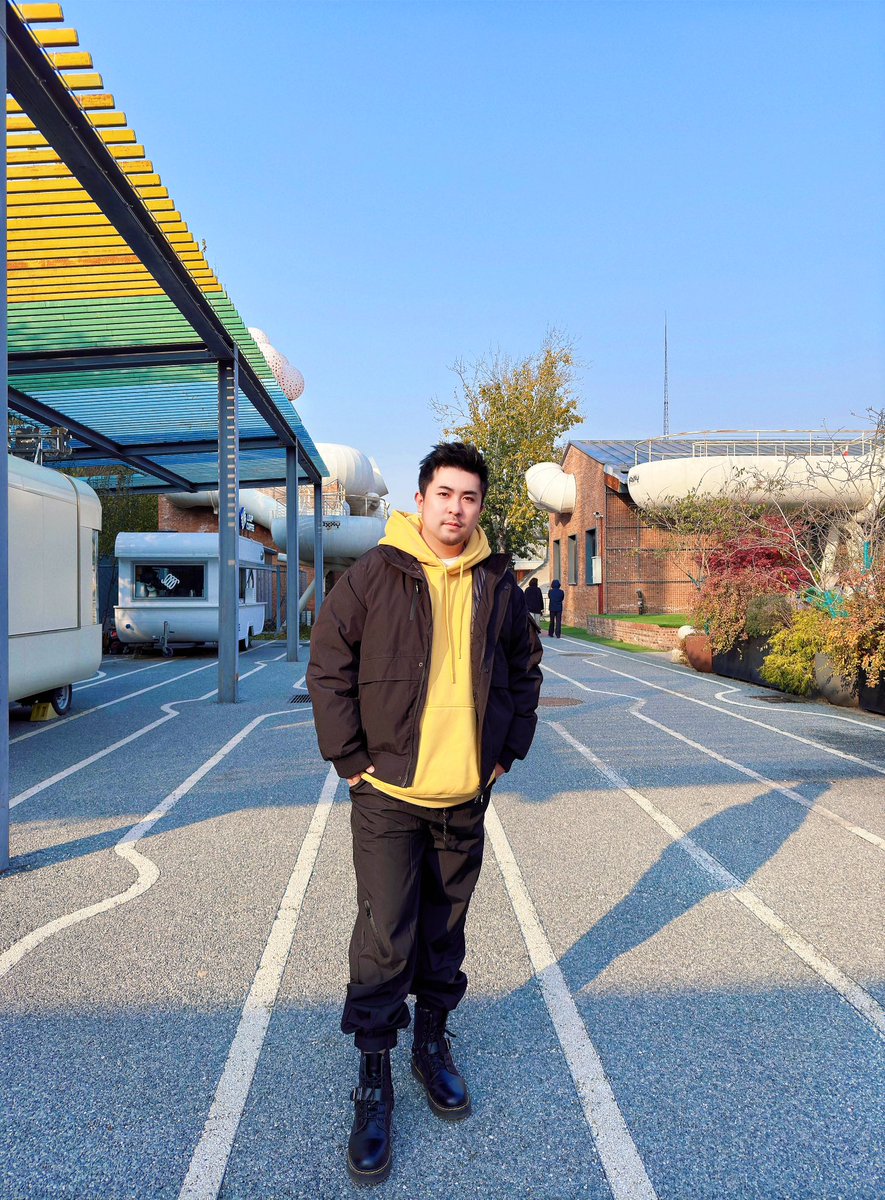 ProPandas_Cass's tweet image. Feeling end of season 🍂#producepandas #熊猫堂 #卡斯cass #秋天