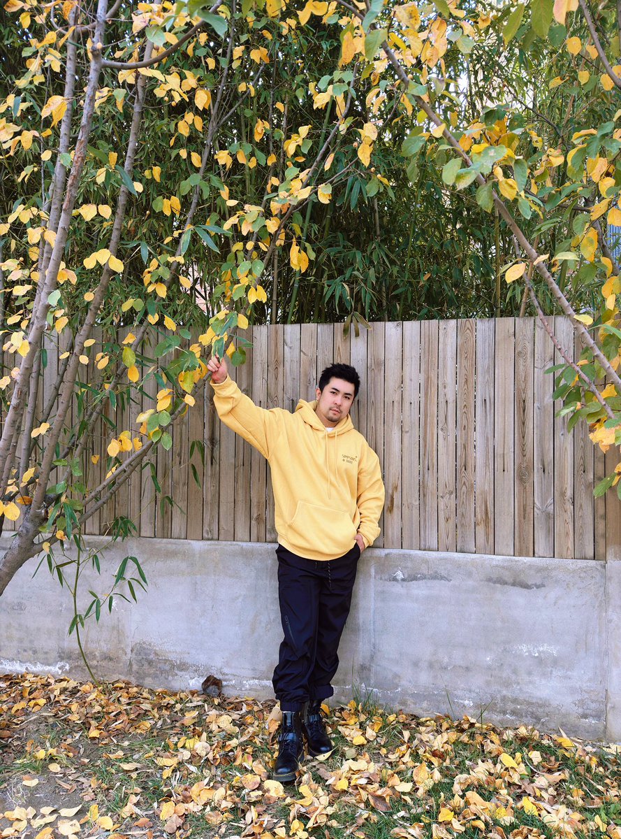 ProPandas_Cass's tweet image. Feeling end of season 🍂#producepandas #熊猫堂 #卡斯cass #秋天