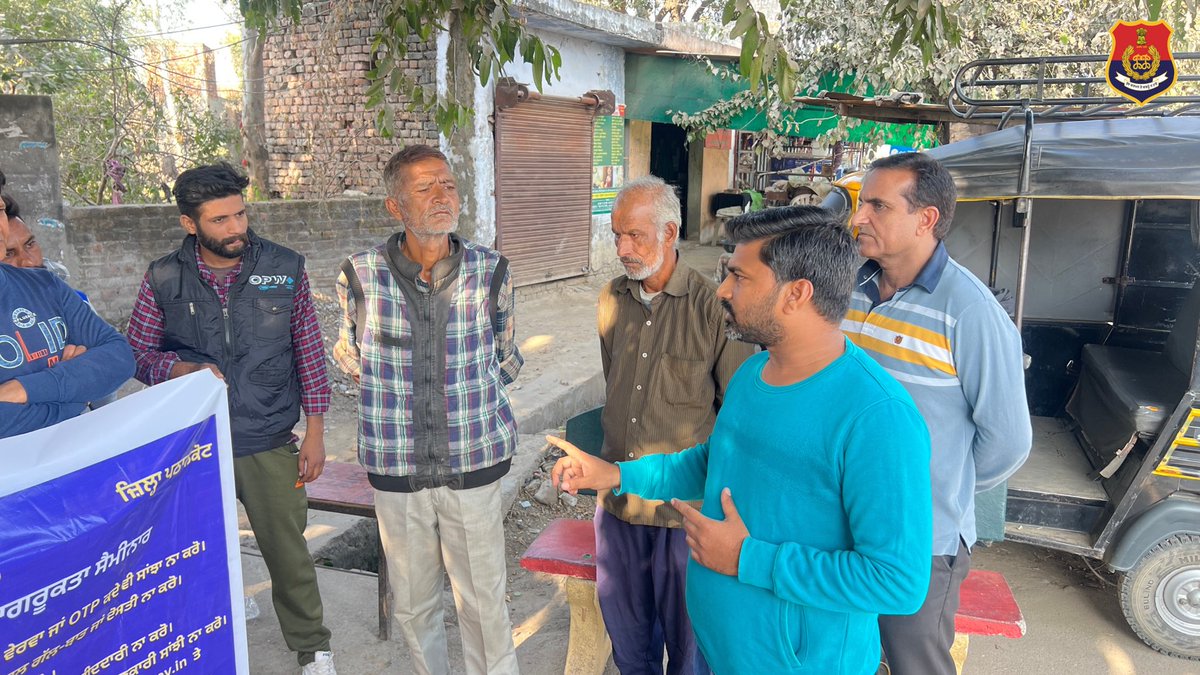 PathankotPolice's tweet image. Pathankot Police takes the fight against cybercrime to every doorstep! 🚨🚪 Through our village-to-village awareness initiative, we aim to empower communities to stay informed and safe from online scams. Together, let’s build a cyber-safe society. 

#CyberSafety #HelpLine1930