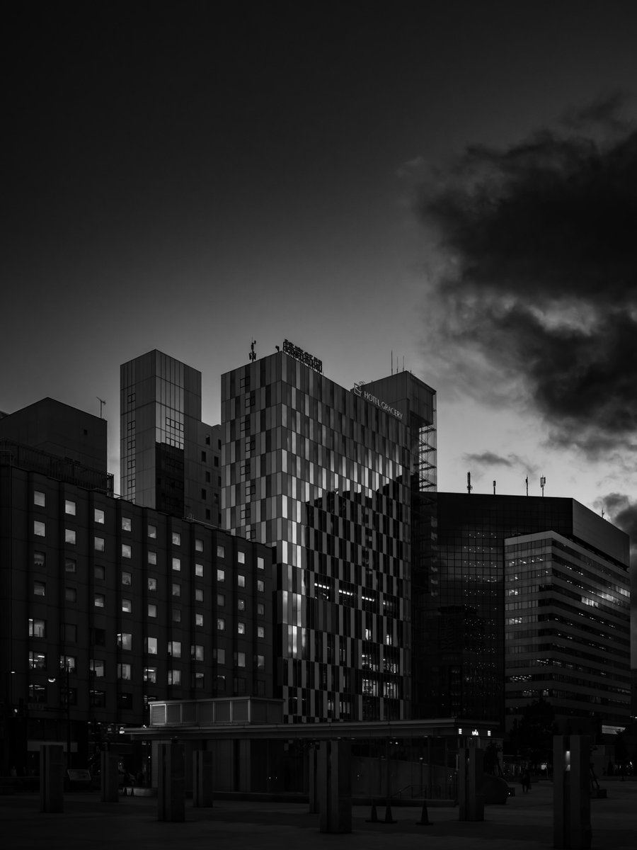 stacking bricks 
#streetphotography