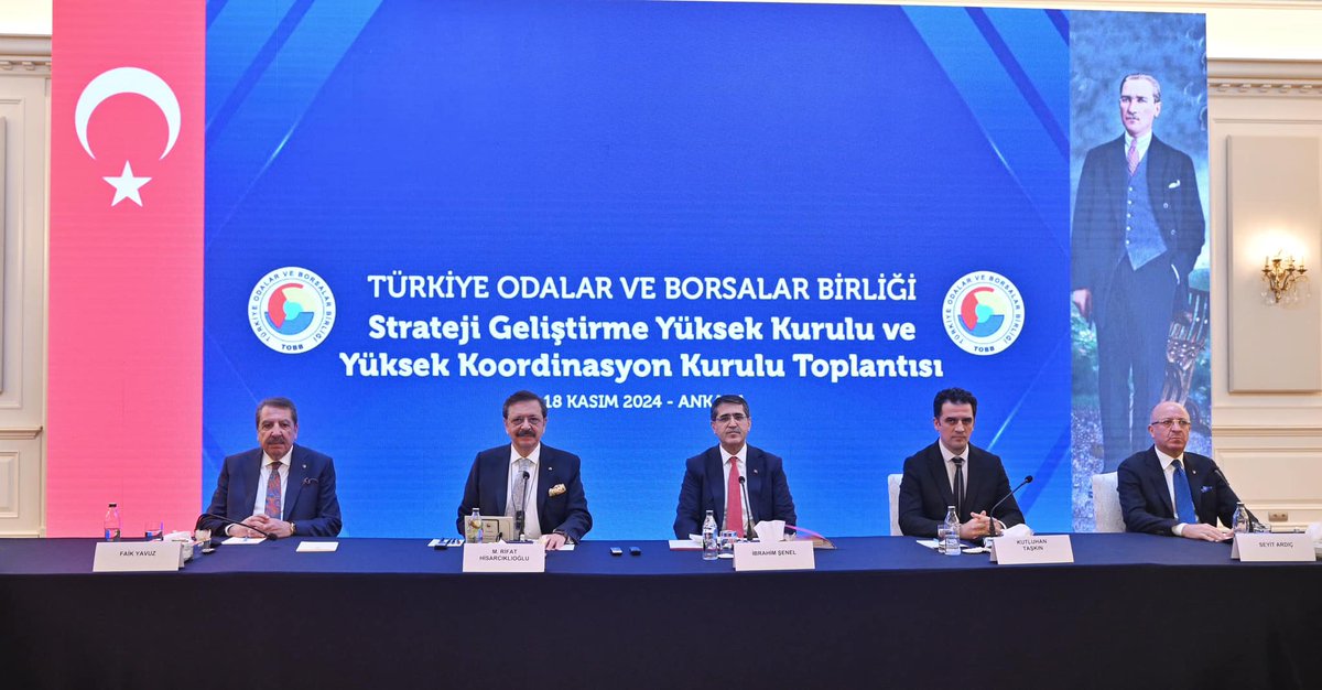 Başkanımız Salim Akbaş,  Cumhurbaşkanlığı Strateji ve Bütçe Başkanı Sayın İbrahim Şenel'in teşrifleriyle, TOBB Başkanımız Sayın M. Rifat Hisarcıklıoğlu'nun ev sahipliğinde düzenlenen TOBB Strateji Geliştirme Yüksek Kurulu ve Yüksek Koordinasyon Kurulu toplantısı'na katıldı.