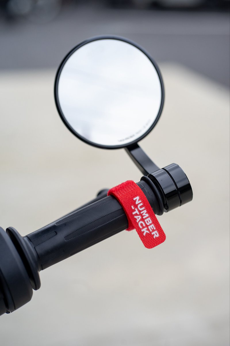 nobike0nolife's tweet image. ナンバータック付けて写真撮らせてもらった📸
あとで編集の手間減るからアリですねぇ😎

加藤ノブキさん、じっくりお話しさせてもらいありがとうございました！ドイツ系デザイン楽しみにしてます🫣

#HaveABikeDay