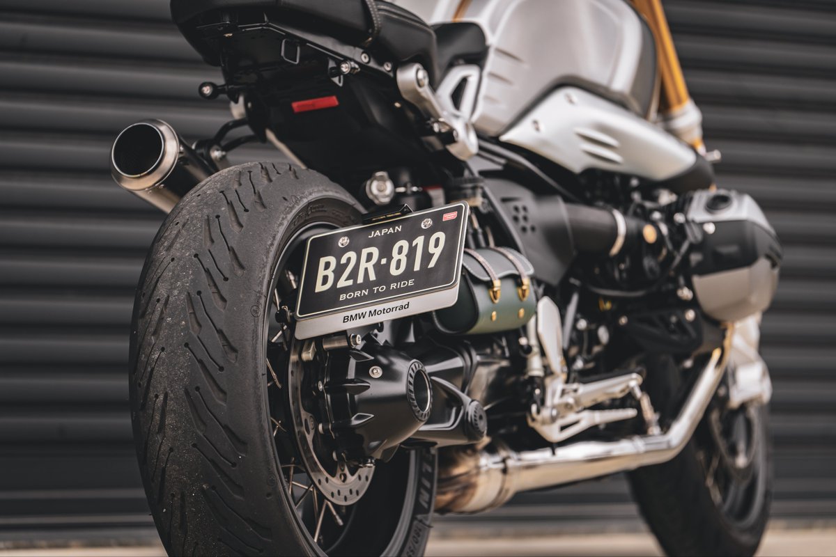 nobike0nolife's tweet image. ナンバータック付けて写真撮らせてもらった📸
あとで編集の手間減るからアリですねぇ😎

加藤ノブキさん、じっくりお話しさせてもらいありがとうございました！ドイツ系デザイン楽しみにしてます🫣

#HaveABikeDay