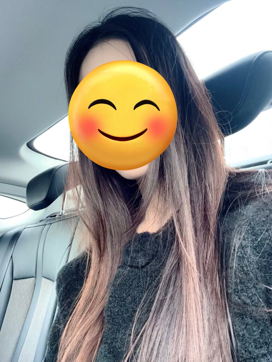 应同好需求小红书套路了几个女生的内衣裤，部分图片展示，需要的朋友私信我，售完即止，短时间内不套路内衣了，以后套路些睡裙吊带自己玩通常不作出售