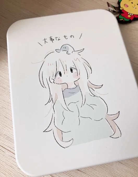 スズリでフラット缶作らせてもらいました!可愛い〜🥰

質感マットで手触りいい✨

https://t.co/wK6egBHc95 