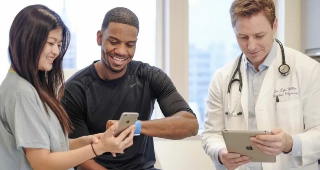 DriCloud's tweet photo. El software de telemedicina más avanzado y gratuito https://t.co/A9vnviUHCm https://t.co/BBXrdk6Z1i