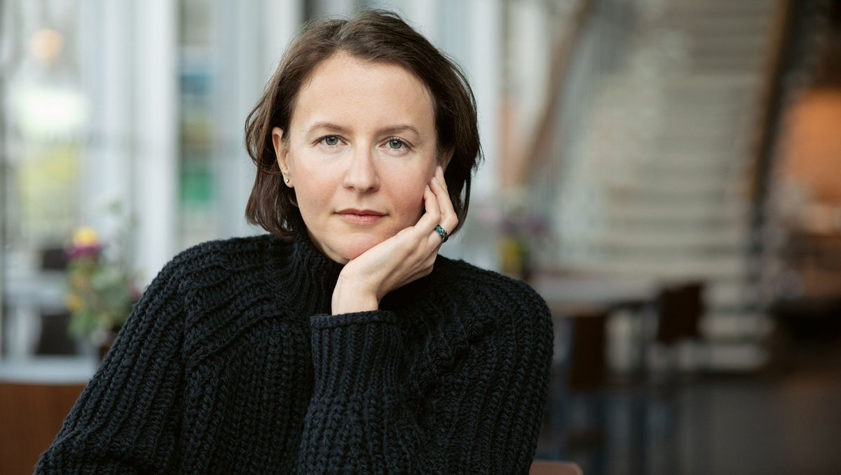 Universität Bamberg (@uni_bamberg_of) on Twitter photo Die Poetikprofessorin 2025 steht fest: Die Autorin Alina Bronsky kommt nach Bamberg! 🥳
Mehr: blog.uni-bamberg.de/campus/2024/po…
📷 Christine Fenzl
@kultur_bamberg <a href="/NdLBambergBartl/">NdL-Professur Bartl</a> Die Poetikprofessorin 2025 steht fest: Die Autorin Alina Bronsky kommt nach Bamberg! 🥳
Mehr: blog.uni-bamberg.de/campus/2024/po…
📷 Christine Fenzl
@kultur_bamberg <a href="/NdLBambergBartl/">NdL-Professur Bartl</a>