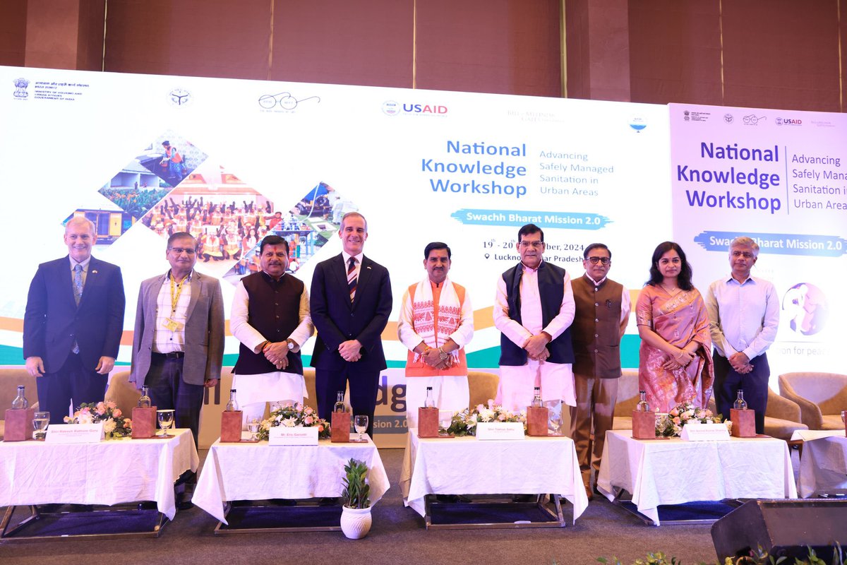 tokhansahu_bjp's tweet photo. Today on #WorldToiletDay we launched the five-week "Clean Toilets, Our Responsibility" campaign under the #CleanToiletChallenge 2024 at the inauguration of two day National Knowledge Workshop being held in Lucknow. 

@MoHUA_India @SwachhBharatGov https://t.co/QtJUv3EGsi