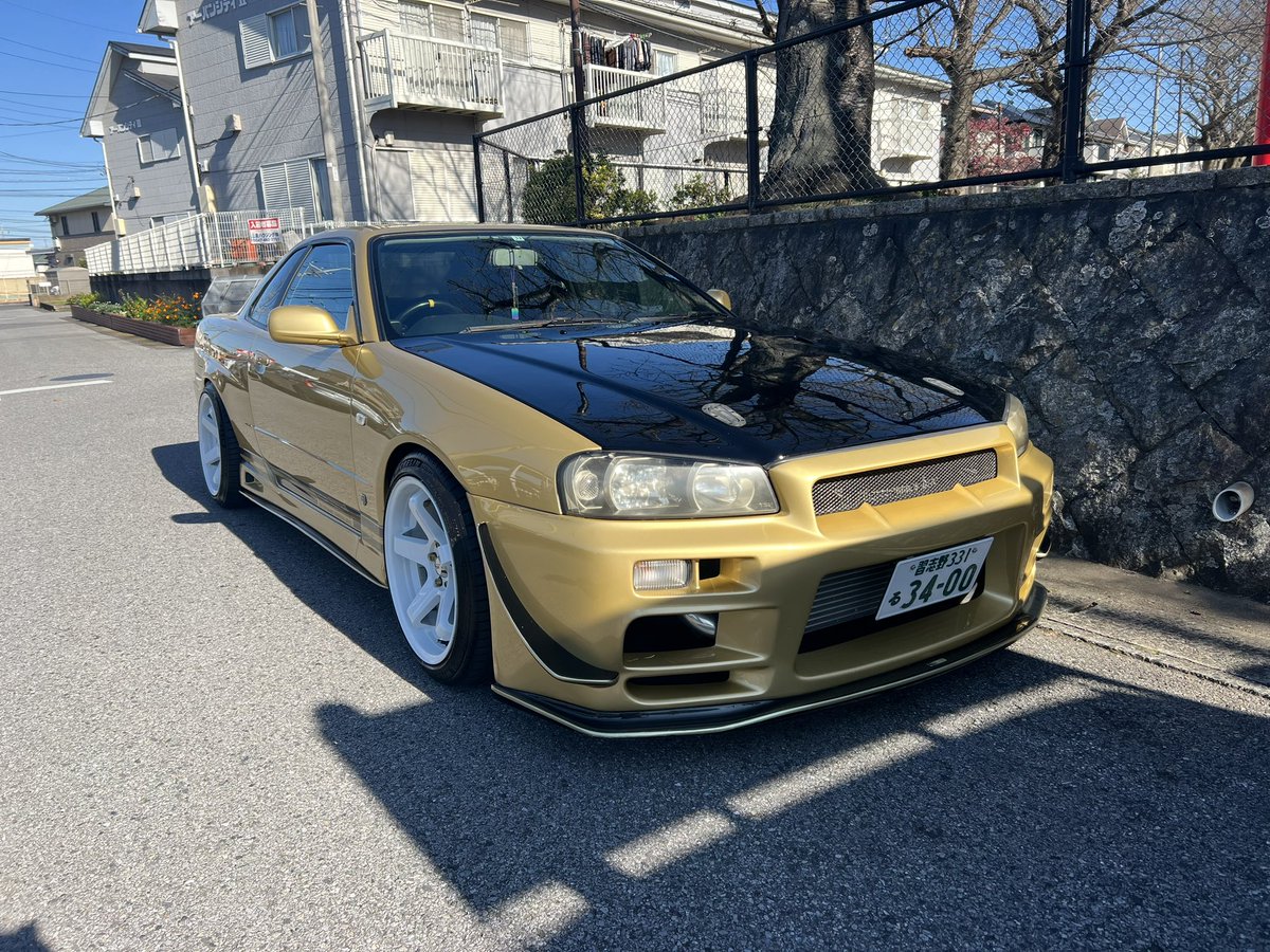 yachitora19's tweet photo. ピカピカにしてくれてありがと！
絶対絶対絶対絶対売る前にはまた行く笑
と言うか車変わっても通う笑🚗 https://t.co/wEdLh9ptUw