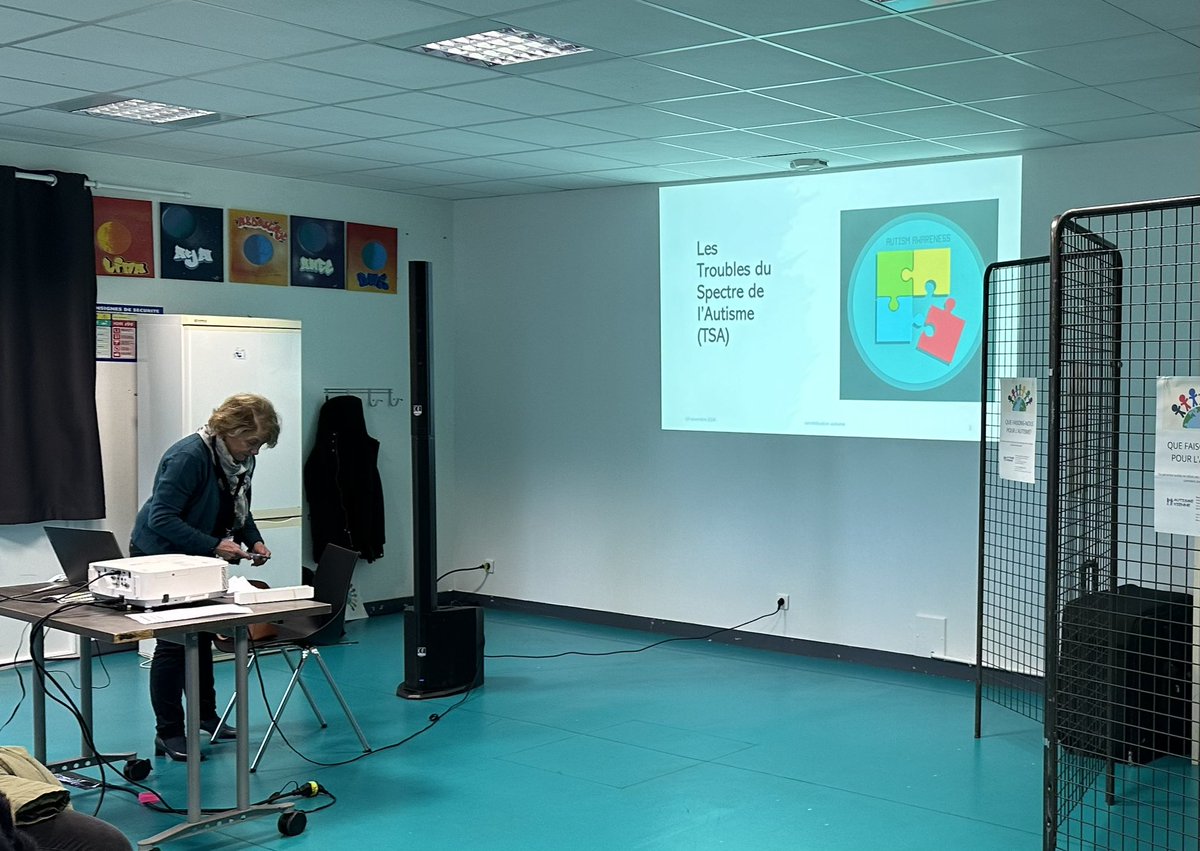 Anne-Florence BOURAT (@afbourat) on Twitter photo Journée de sensibilisation au handicap au Centre Social d’Ozon par le service RH de <a href="/Chatellerault86/">VilleChatellerault</a> et de <a href="/CAChatellerault/">GrandChatellerault</a>. Félicitations pour la démarche et bravo aux équipes pour l’organisation. Merci à toutes les associations qui se sont mobilisées pour cette journée. Journée de sensibilisation au handicap au Centre Social d’Ozon par le service RH de <a href="/Chatellerault86/">VilleChatellerault</a> et de <a href="/CAChatellerault/">GrandChatellerault</a>. Félicitations pour la démarche et bravo aux équipes pour l’organisation. Merci à toutes les associations qui se sont mobilisées pour cette journée.