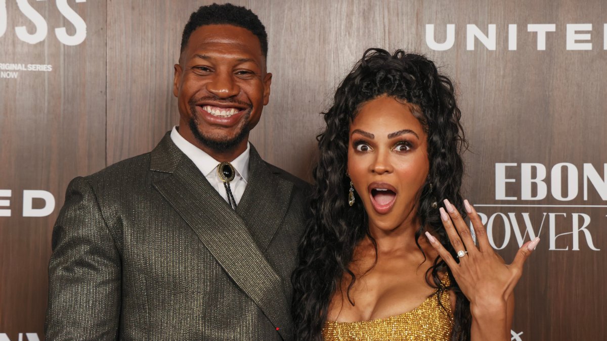 V1007's tweet image. Jonathan Majors &amp;amp; Meagan Good Announce Their Engagement | V100.7 v100.iheart.com/content/2024-1…