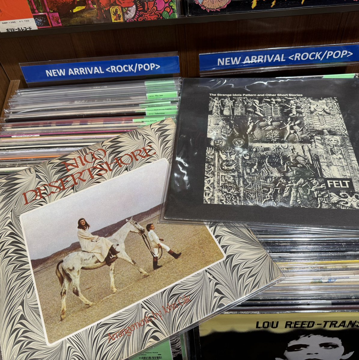 towervinyl's tweet photo. 【中古品入荷情報🔆 】
ROCK中心にUK盤を投入しました!🇬🇧
お買い求め求めやすいものからレア盤まで幅広く人気タイトルを取り揃えております~😌
新着コーナーを是非チェックしに来てください!
#nico #felt #brianeno #rodstewart #ledzeppelin #doctorfeelgood https://t.co/VQFLXe1eon