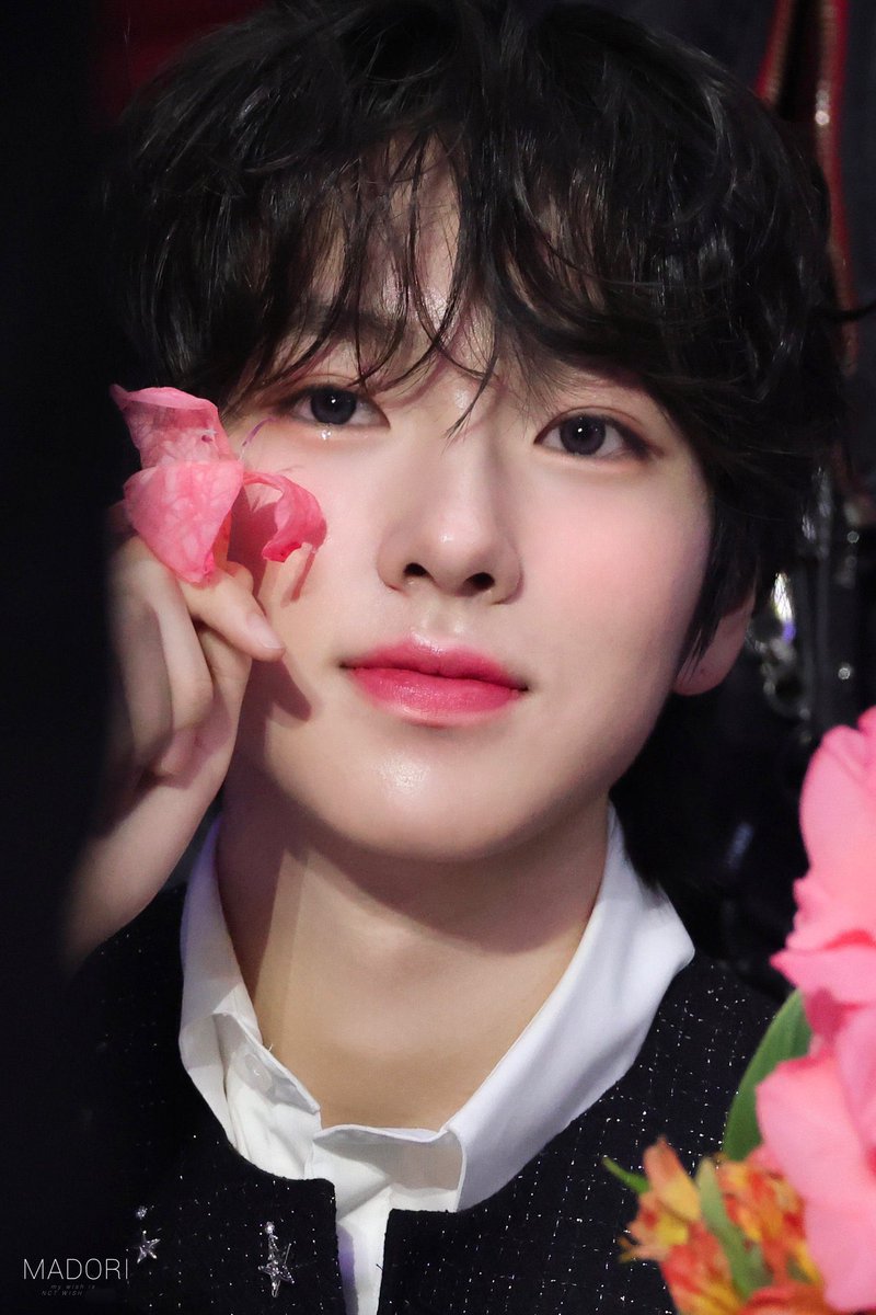 니체 등신아
신 살아있잖아 ......