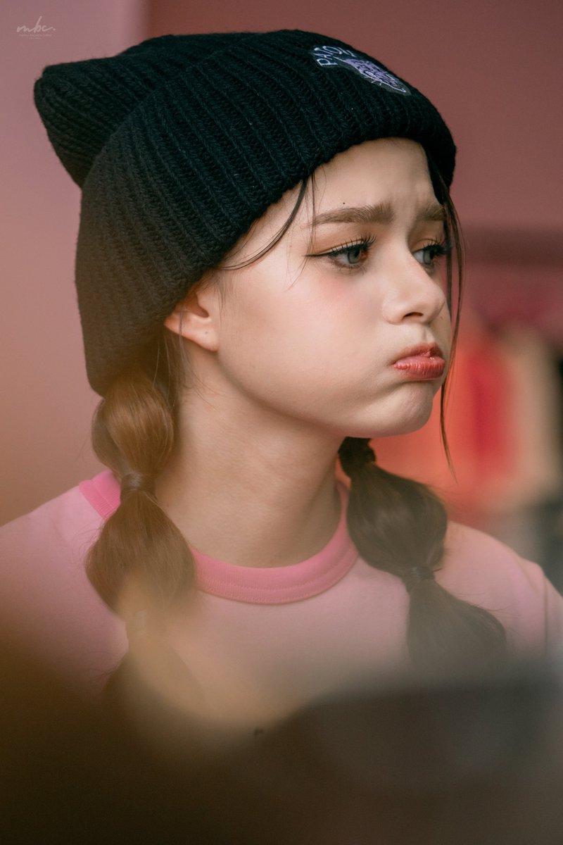 Kauw_Brotchen's tweet photo. ความน่าเอ็นดูนี้ ยืนหนึ่งในใจ ✨🤏🏻

FREENBECKY X ONITSUKA TIGER
#EventOnitsukaTigerxFB
#Beckysangels https://t.co/cYwwz5zejw