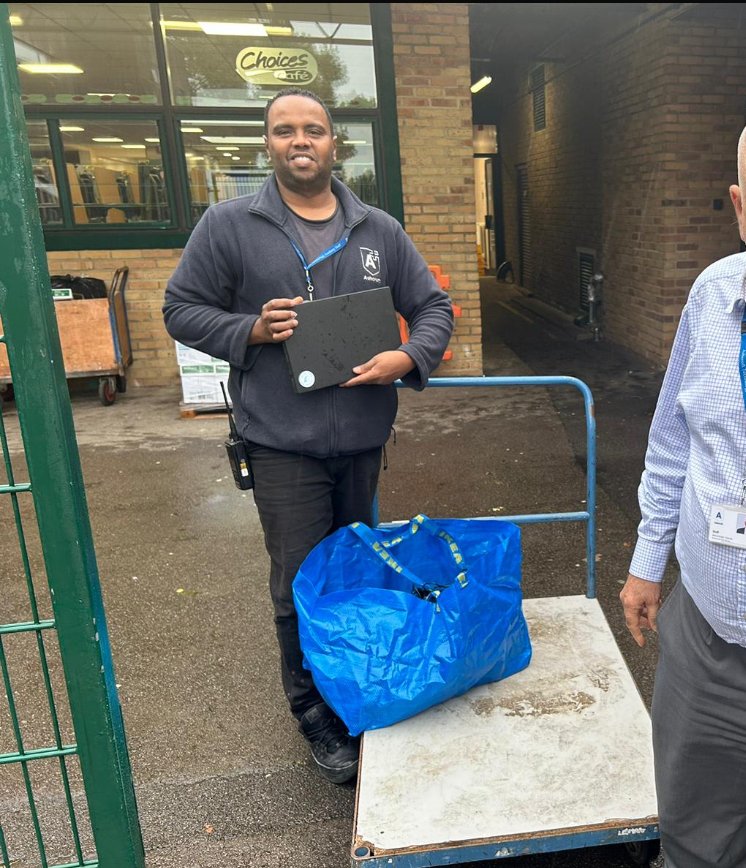 Power to Connect (@pwrtoconnect) on Twitter photo Our amazing transport #volunteers have been hard at work delivering essential devices across #Wandsworth over the past few weeks 💻🚗 <a href="/wandbc/">Wandsworth Council</a> <a href="/enableLC/">Enable Community</a> <a href="/WandsworthFB/">Wandsworth Foodbank</a> <a href="/AshcroftAcademy/">Ashcroft Academy</a> <a href="/BonifaceTooting/">St Boniface Tooting</a> @FurzedownSch <a href="/TootingPrimary/">Tooting Primary</a> <a href="/Penwortham212/">Penwortham Primary</a> <a href="/OLQH_SW19/">Our Lady Queen of Heaven Catholic Primary School</a> <a href="/CCK_Roehampton/">Chantelle's Community Kitchen</a> Our amazing transport #volunteers have been hard at work delivering essential devices across #Wandsworth over the past few weeks 💻🚗 <a href="/wandbc/">Wandsworth Council</a> <a href="/enableLC/">Enable Community</a> <a href="/WandsworthFB/">Wandsworth Foodbank</a> <a href="/AshcroftAcademy/">Ashcroft Academy</a> <a href="/BonifaceTooting/">St Boniface Tooting</a> @FurzedownSch <a href="/TootingPrimary/">Tooting Primary</a> <a href="/Penwortham212/">Penwortham Primary</a> <a href="/OLQH_SW19/">Our Lady Queen of Heaven Catholic Primary School</a> <a href="/CCK_Roehampton/">Chantelle's Community Kitchen</a>