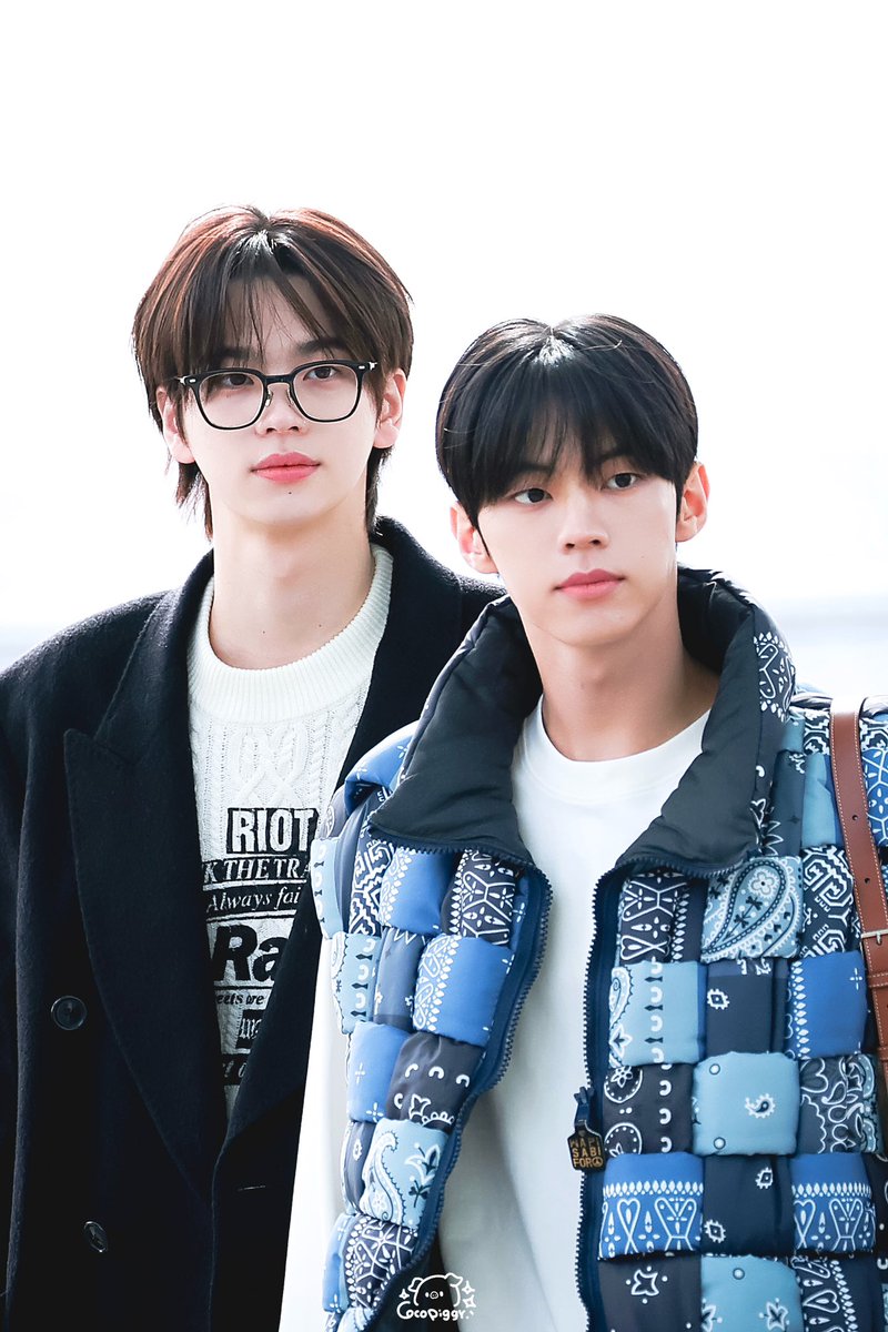 CocoPiggy_1107's tweet photo. 𝟐𝟒𝟏𝟏𝟏𝟗 𝐈𝐍𝐂𝐇𝐄𝐎𝐍 🛫

#TWS #투어스 #신유 #SHINYU
#도훈 #DOHOON #유도즈 https://t.co/SHRDBndJso