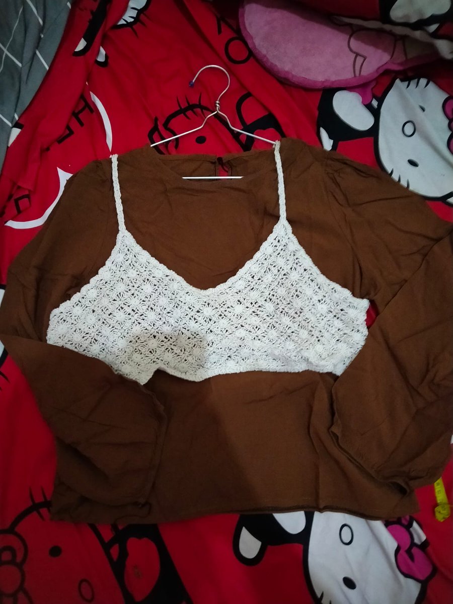 mortaliuf's tweet image. blouse cakep cuma sekali pake buat konten 🥹 angkut yuk murce aja