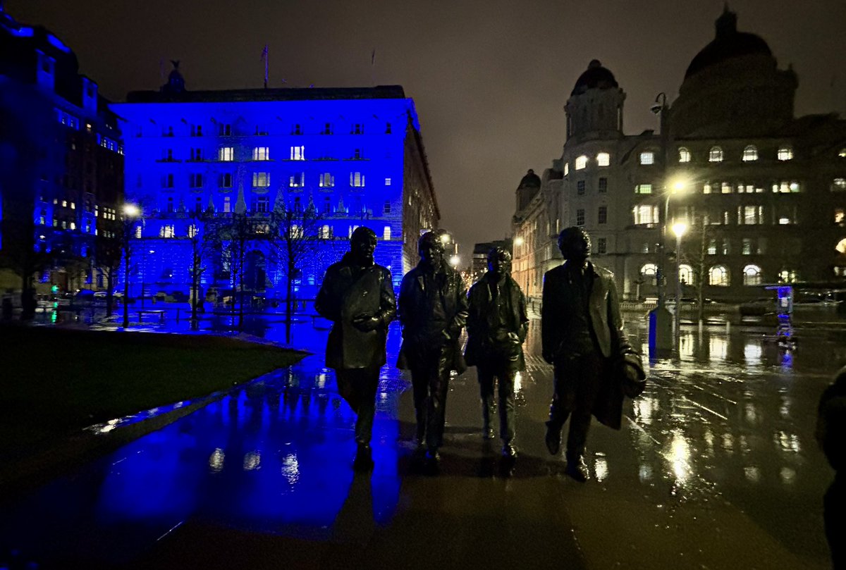 UKHSA North West (@ukhsa_northwest) on Twitter photo Landmarks across the #NorthWest will Go Blue for AMR this week. Buildings in Liverpool & Chester got the campaign off to a colourful start last night. Look out for the <a href="/merseygateway/">Mersey Gateway</a> bridge today
#WAAW2024 #AMR #NWAPG Landmarks across the #NorthWest will Go Blue for AMR this week. Buildings in Liverpool & Chester got the campaign off to a colourful start last night. Look out for the <a href="/merseygateway/">Mersey Gateway</a> bridge today
#WAAW2024 #AMR #NWAPG