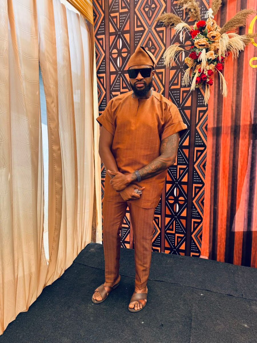 luda4real's tweet photo. I put ma people on over the weekend #NoLudaSwagNoStyling✂️🍾 #Torwu ..  #KokromotiSpaces #DostedGennah  Otto Addo Alan chapter 24 unlocked #JoySMS https://t.co/cvokJuraws