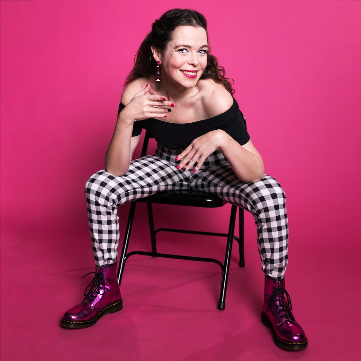 Chuckle Busters (@chucklebusters) on Twitter photo Juliette Burton: Hopepunk
📅Fri 13 Dec 2024 📍 <a href="/AlmaBristol/">Alma Tavern &Theatre</a>
Tickets 👉 tickettailor.com/events/almathe…
Award-winning comedian and activist <a href="/JulietteBurton/">Juliette Burton FOLLOW ME ON BLUESKY</a> finds the funny both in the darkness of desolation and being blinded by the light. Juliette Burton: Hopepunk
📅Fri 13 Dec 2024 📍 <a href="/AlmaBristol/">Alma Tavern &Theatre</a>
Tickets 👉 tickettailor.com/events/almathe…
Award-winning comedian and activist <a href="/JulietteBurton/">Juliette Burton FOLLOW ME ON BLUESKY</a> finds the funny both in the darkness of desolation and being blinded by the light.