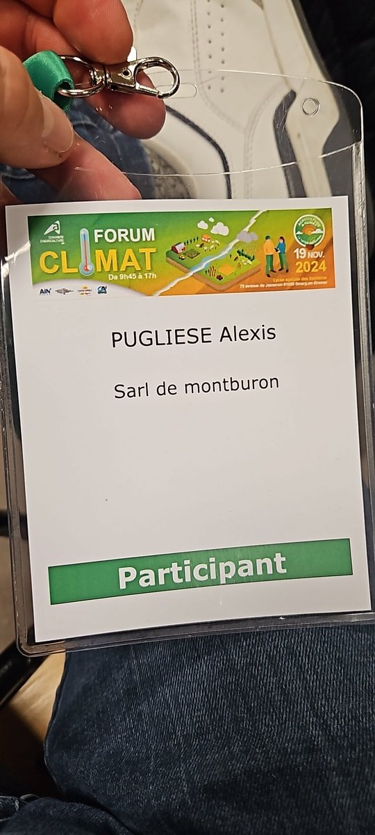 Forum climat, l'agriculture face au changement climatique. 
Avecun intervenant de qualité <a href="/SergeZaka/">Dr. Serge Zaka (Dr. Zarge)</a> et sont chapeau 😁
#climat #agriculture #ClimateAction #agriculturainteligente