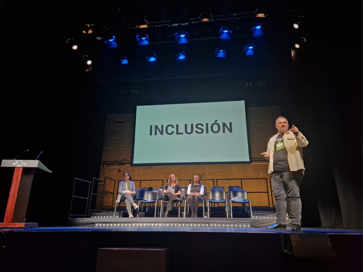aforafocus's tweet photo. Moderator/moderadora: Melissa Giorgio Alcalde 🇵🇪  

Participants/participantes:
🔹 Catalina Martín 🇨🇱🇪🇸
🔹 @jamp_palo 🇪🇸
🔹 Maria Oshodi 🇬🇧  

 #CongresEspectadorsBCN #ToBeOrNotToBeSpectators https://t.co/Ow0t4d1RGc