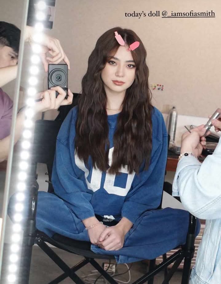 heytherealina_'s tweet photo. a doll indeed, she’s so pretty 😭 https://t.co/zkrF4Gw8tE