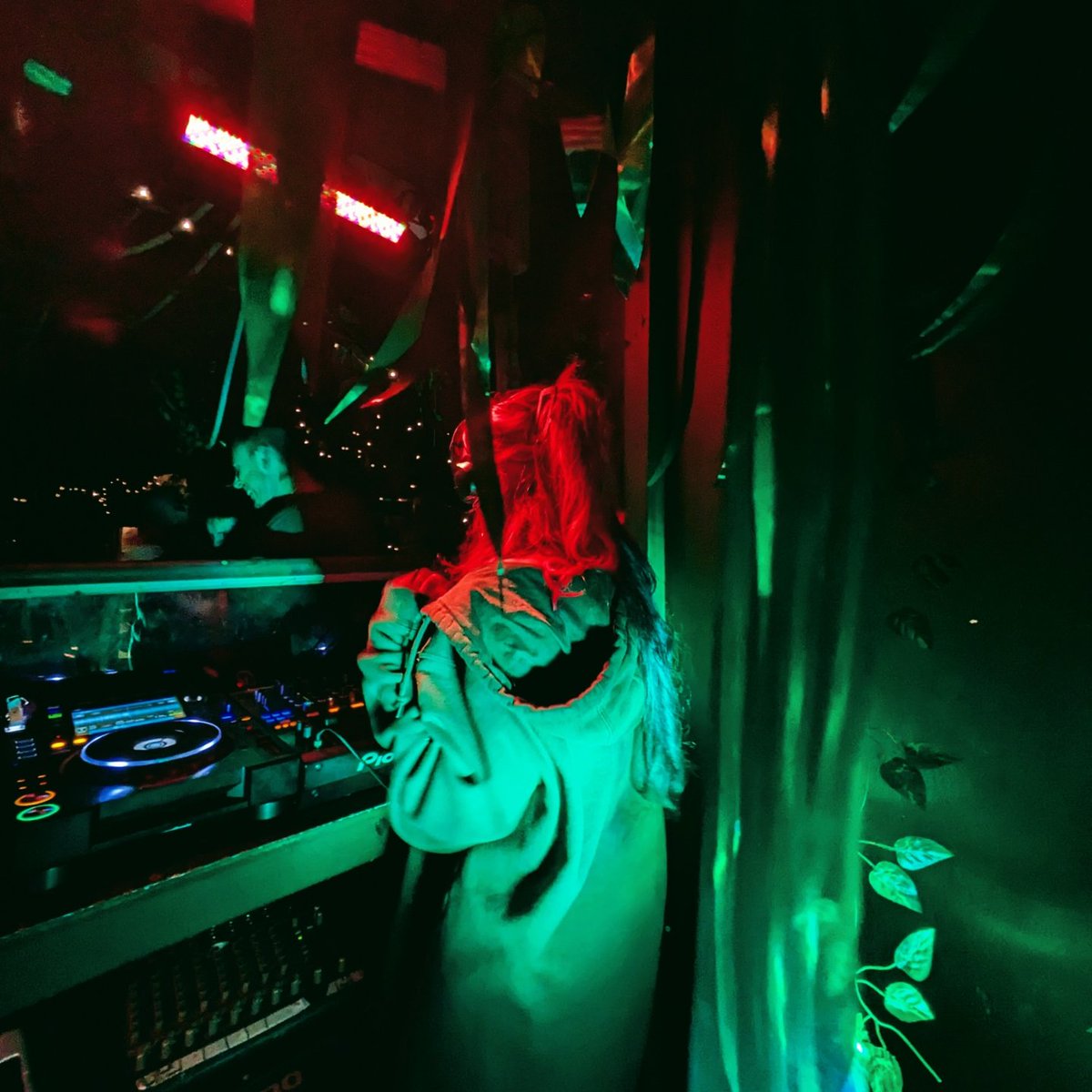 BlckBeaconSound's tweet photo. Some snapshots of Techno Cafe last month in the Kabin at @kazimiergarden in Liverpool 🧡 jump @wearetechnocafe to keep in touch with future plans!!
#TechnoCafe #Liverpool #KazimierGarden #alldayer #party #dance #music #techno #community https://t.co/kg2vZMMBVS
