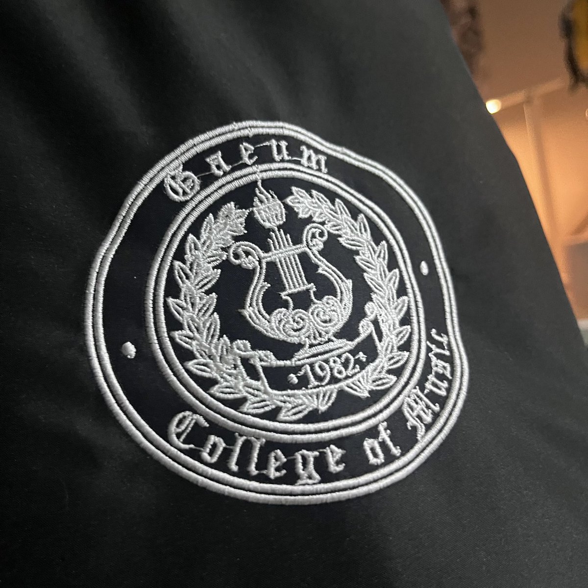 <a href="/GaeumUniversity/">가음음악대학교 총학생회</a> 
돕바 학교 자수가 진짜 아름다운듯요..😍🥹