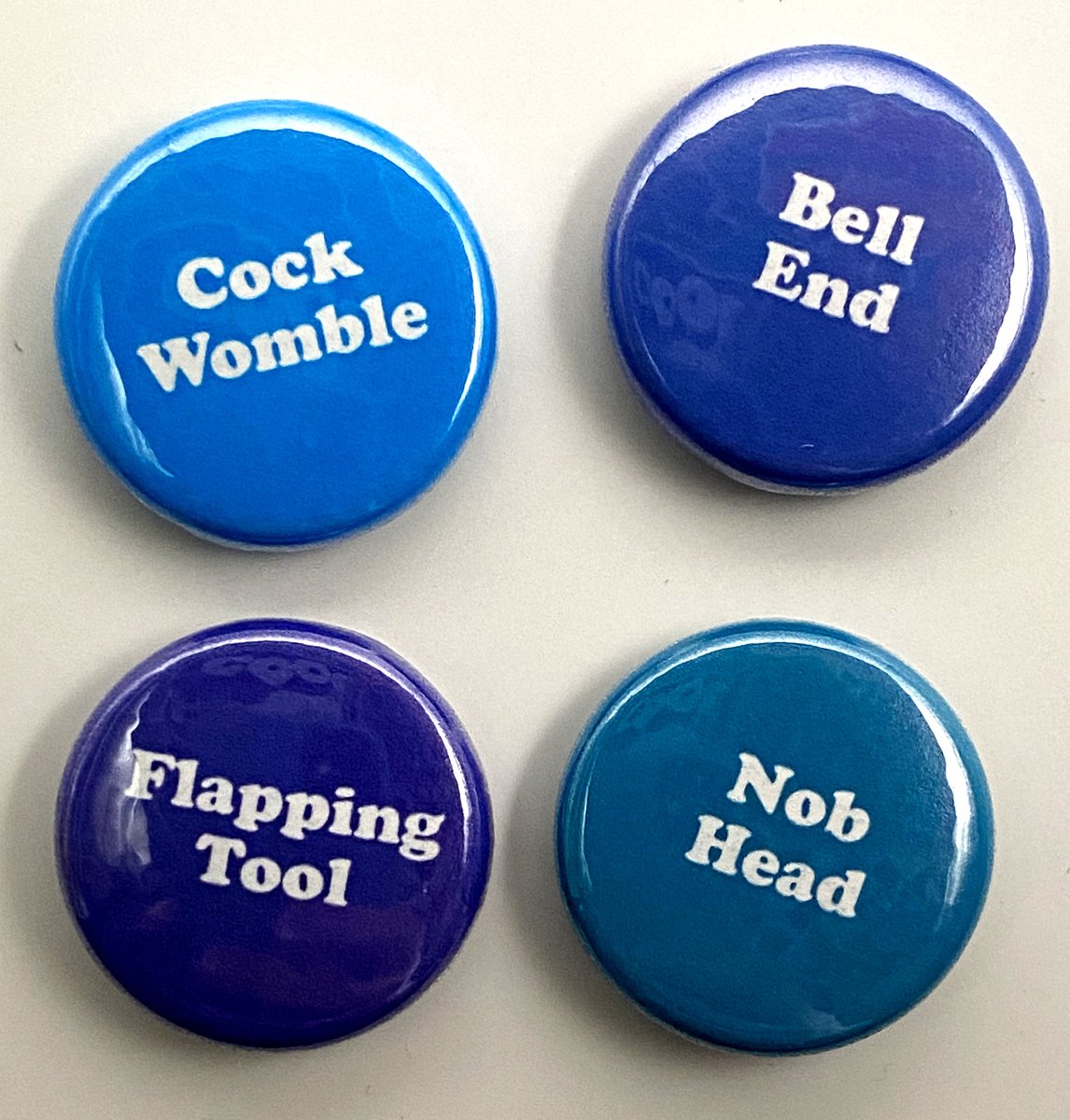 Rude badges for Christmas? Got you covered!
etsy.com/uk/listing/181…