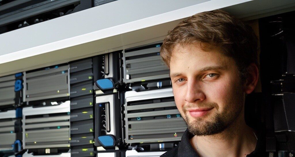 Dr hab. inż. Szymon Łukasik, prof. AGH (Wydział Fizyki i Informatyki Stosowanej) został powołany na stanowisko dyrektora Ośrodka Badań nad Bezpieczeństwem Sztucznej Inteligencji w <a href="/NASK_pl/">NASK</a> PIB 💚🖤❤️

Więcej na 👉 agh.edu.pl/aktualnosci/de…