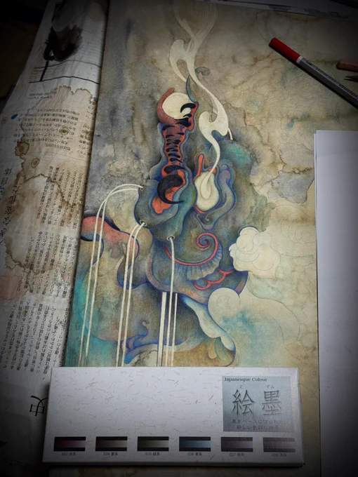 探り探りで塗ってる黒は新たに仲間入りした墨運堂の絵墨6色セット。今のところ茶系と青系しか使っていない。 