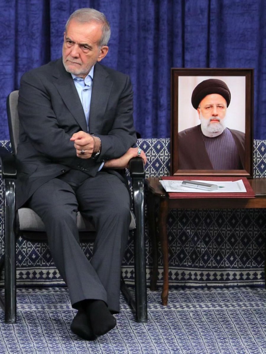 بعد از اینکه جای مرا خالی دیدید و دیگری بر جای
من نشست مرا خواهید شناخت…