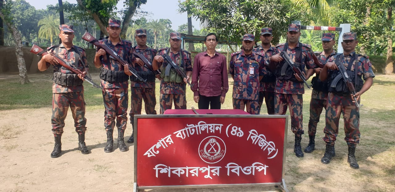 ভারতে পালানোর সময় আওয়ামী লীগের প্যানেল মেয়র বিজিবি’র হাতে গ্রেফতার