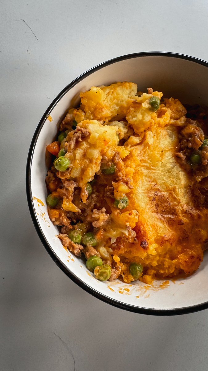 Mefi (Nádai Gábor) tweet media