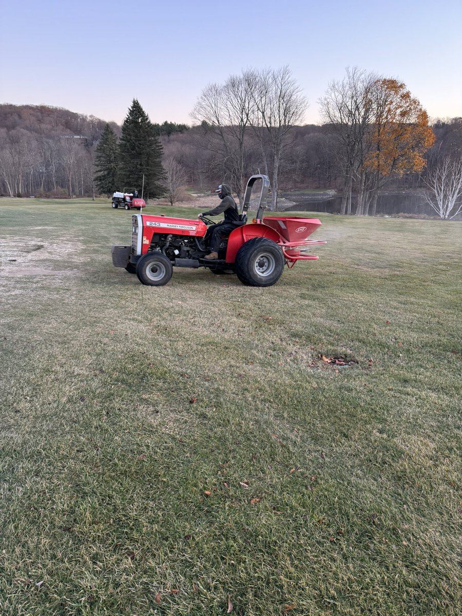 Robert Dorsch (@morefarsupt) on Twitter photo Today as we march torwards winter hibernation we have a collision of two worlds again with <a href="/DunningSandman/">Gilberto Perez</a> and <a href="/KCseaweed/">Kevin Collins</a> Today as we march torwards winter hibernation we have a collision of two worlds again with <a href="/DunningSandman/">Gilberto Perez</a> and <a href="/KCseaweed/">Kevin Collins</a>