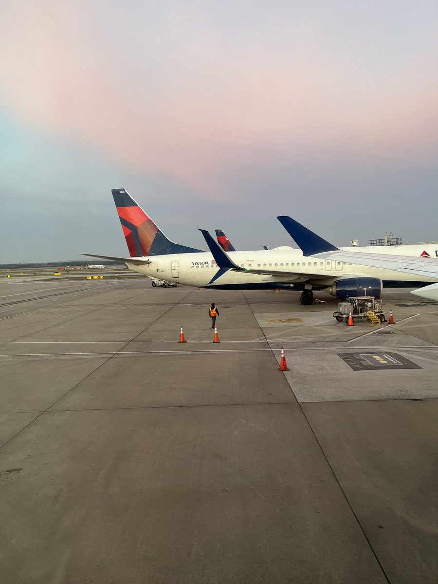 JMDiagn's tweet photo. Early call to get to Vancouver and #AMPath2024. DC-> Seattle -> Vancouver, here we come! https://t.co/9k3wl4Kkub