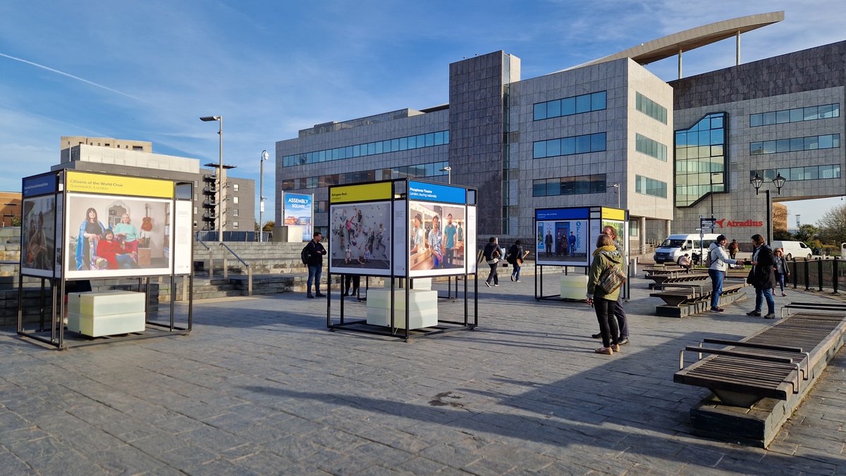 UNHCRUK's tweet photo. Our A Great British Welcome exhibition is heading into its final week in Cardiff.

With photos by award winning photographer @drewtesta, the series shows how acts of kindness, big or small, help refugees and their host communities to thrive together.
https://t.co/oKv5UdBaFK https://t.co/P722nmlM7Y
