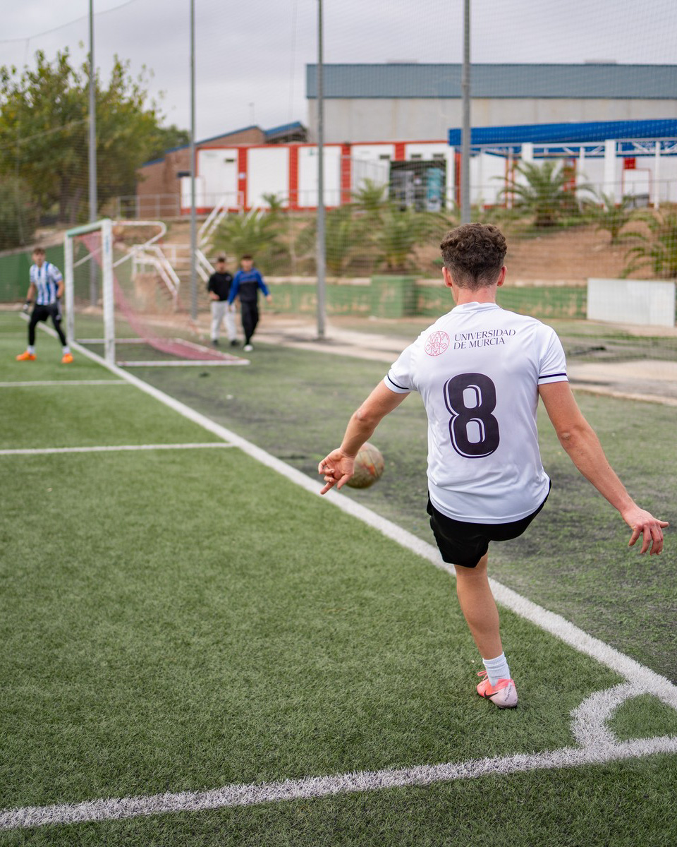 UMUdeportes's tweet photo. Final del Torneo de Bienvenida de Fútbol 7.
Todas las fotos en: https://t.co/KMsgZxfifZ https://t.co/tKrwu0LKPJ