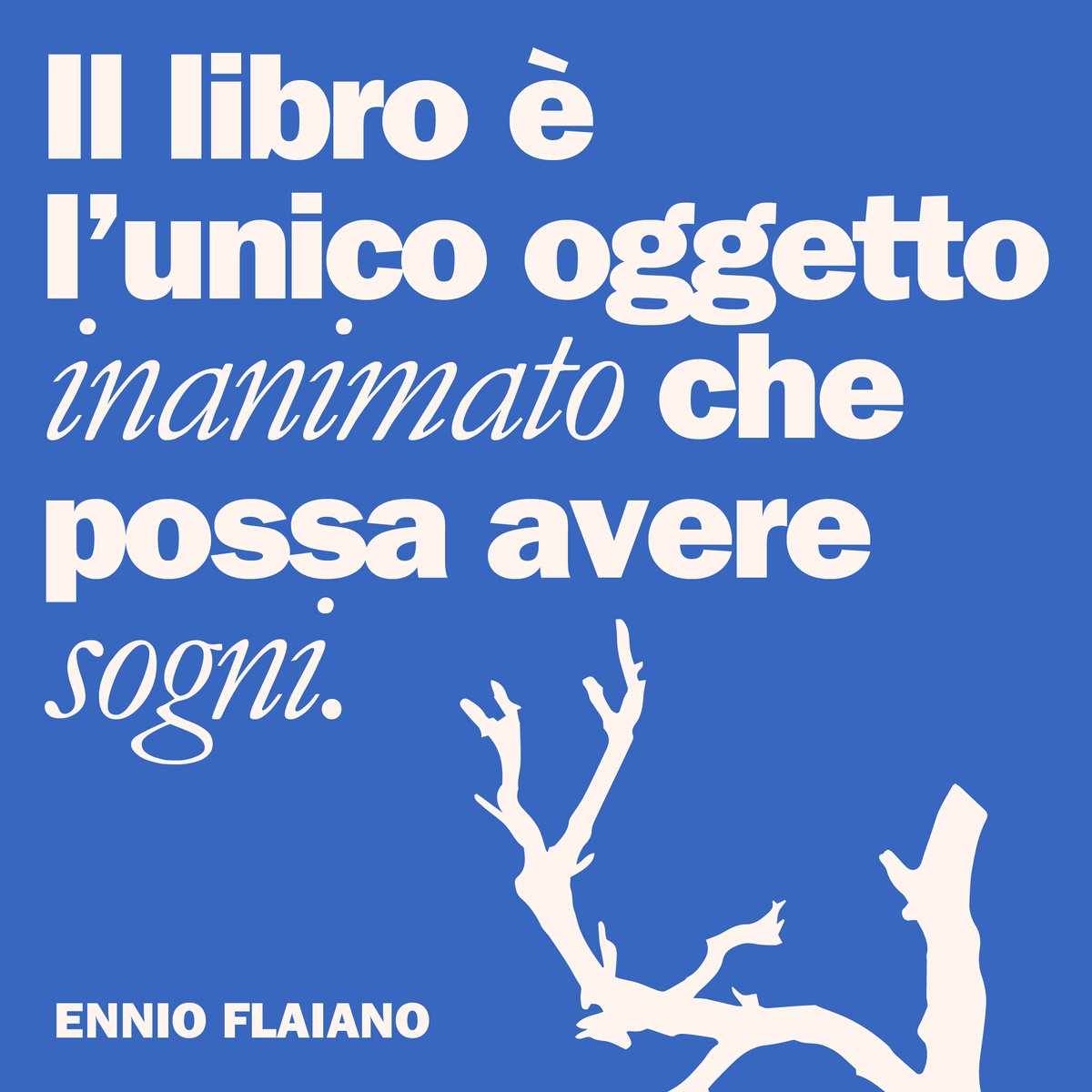 Ennio Flaiano morì a Roma il 20 novembre 1972.

La sua scrittura si è versata nelle forme più diverse, dal giornalismo alle sceneggiature cinematografiche e teatrali, dai romanzi agli aforismi ai racconti. Negli ultimi anni di vita si dedicò anche alla televisione.