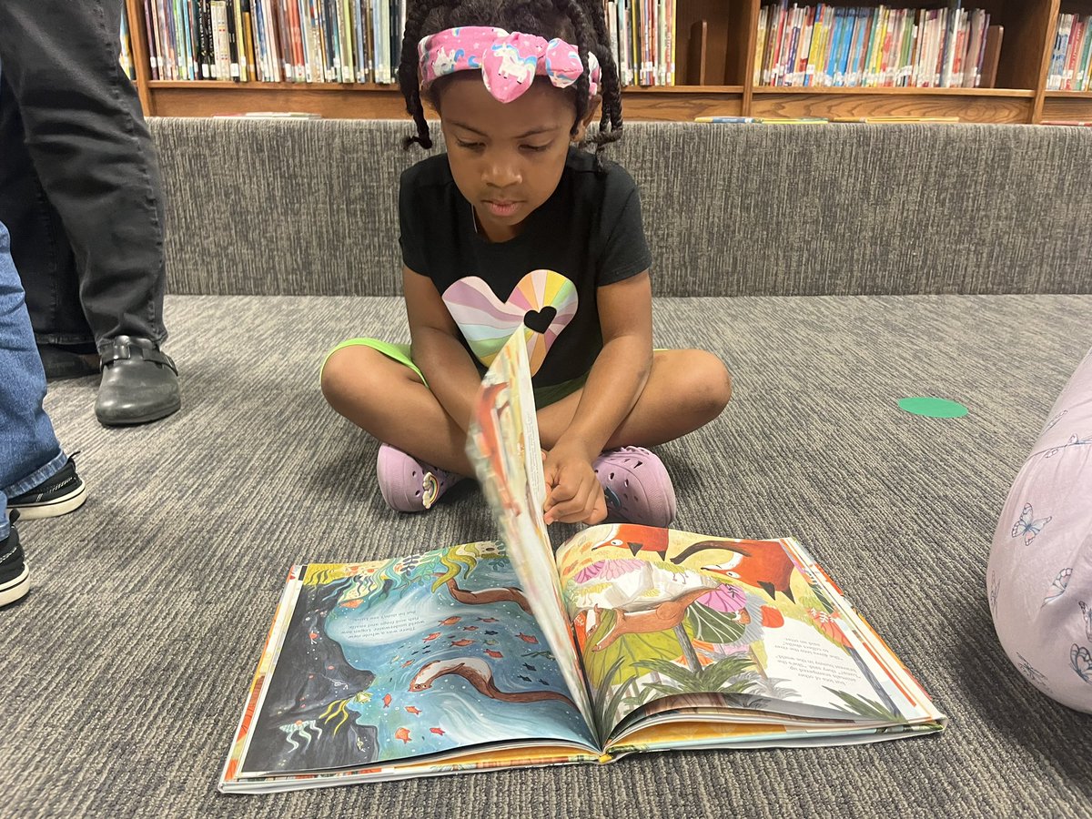 University Elementary tweet media