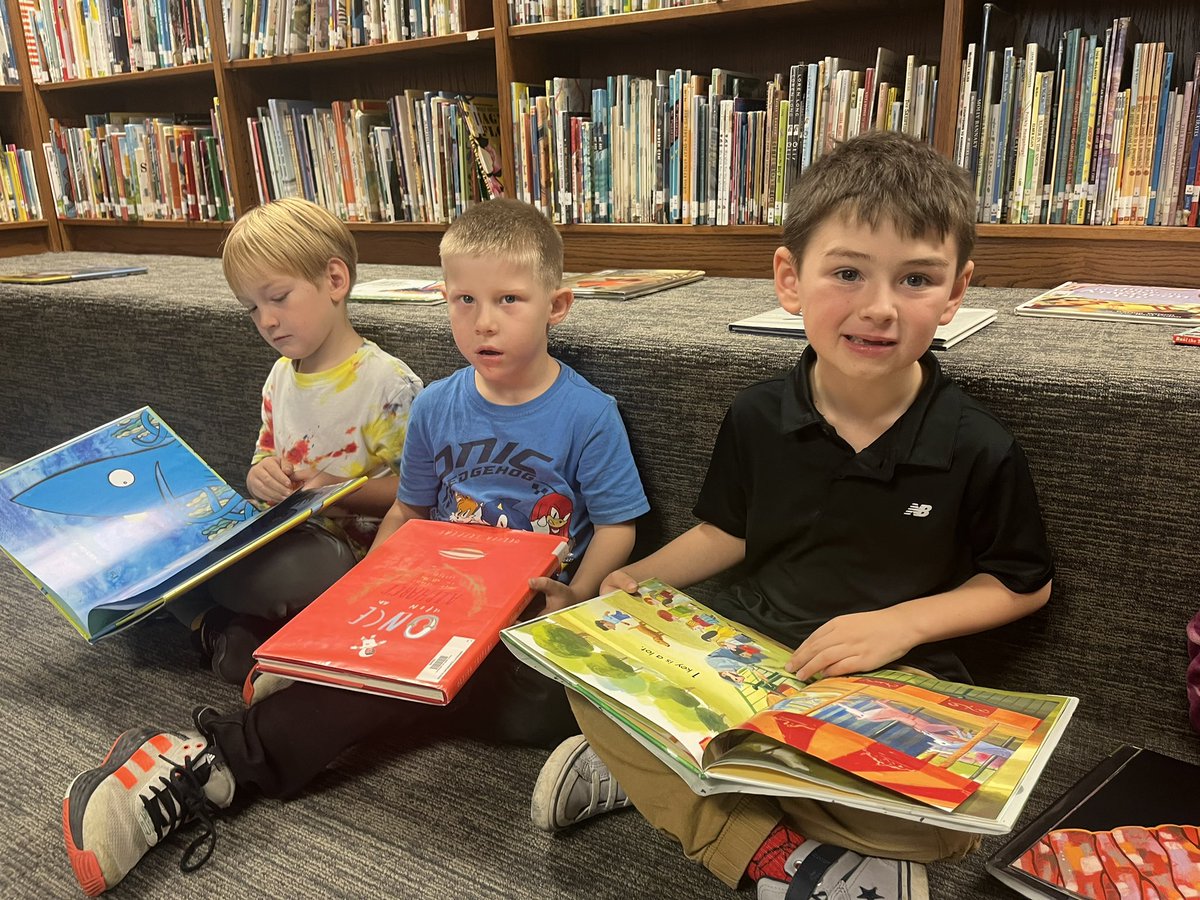 University Elementary tweet media