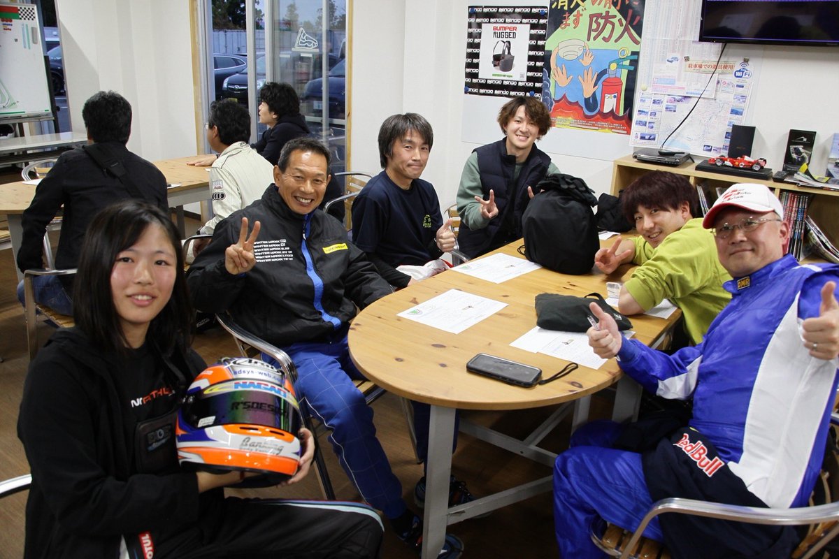 Gotemba_MSC's tweet photo. 令和6年11月16日(土)、オートパラダイス御殿場で開催された【競争女子と走る！レンタルカートイベント】に、御殿場市役所モータースポーツ部5人で参戦してきました‼️

#御殿場市役所モータースポーツ部
#KYOJOCUP
#KJC
#DRIVINGATHLETE
#drivingathlete
#オートパラダイス御殿場
#APG https://t.co/YEG6ePoXs5