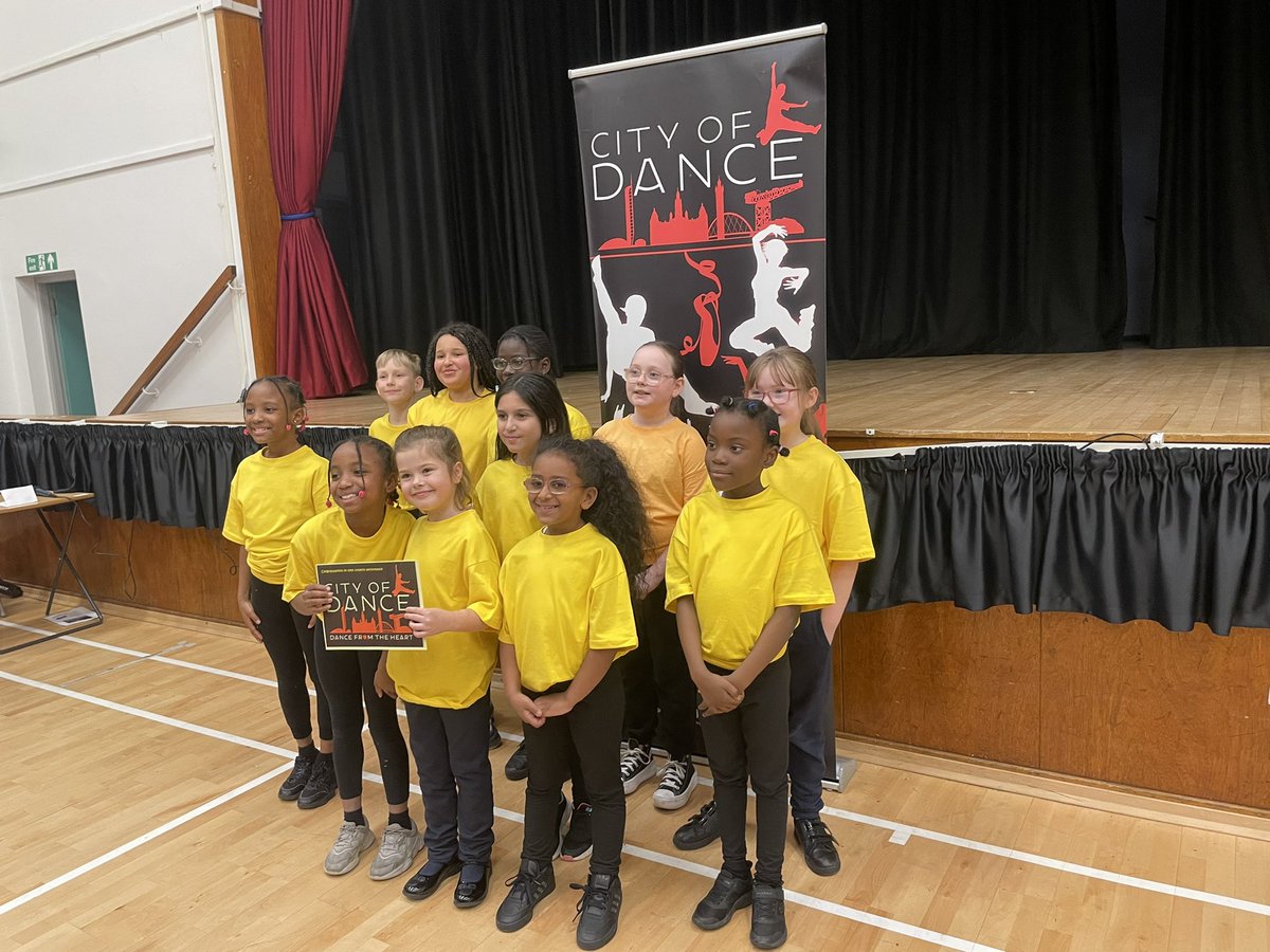 Charlotte Barr (@charlottebarr25) on Twitter photo Well done to my minions from <a href="/RoystonPrimary/">Royston Primary</a> at the city of dance heat today getting a certificate for most creative you all done amazing 🫶🏼<a href="/CityofdanceKH/">City of Dance</a> <a href="/PEPASSGlasgow/">PEPASS Glasgow</a> Well done to my minions from <a href="/RoystonPrimary/">Royston Primary</a> at the city of dance heat today getting a certificate for most creative you all done amazing 🫶🏼<a href="/CityofdanceKH/">City of Dance</a> <a href="/PEPASSGlasgow/">PEPASS Glasgow</a>