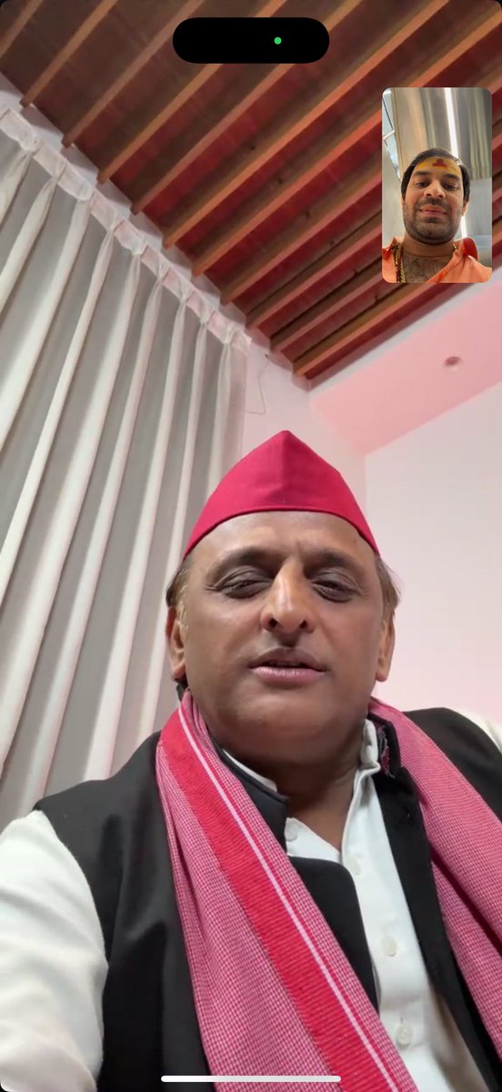TejYadav14's tweet photo. दोस्ती में साथ बिताए गए पलों से खुशी और यादें जुड़ती हैं। @TejYadav14 @yadavakhilesh @yadavtejashwi @yadavteju @RJDforIndia @laluprasadrjd @Rajlakshmiyadav https://t.co/ox3bsjj3WN