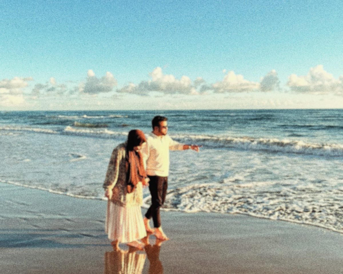 seninle yürümek. hafif esinti, deniz kokusu ve sonbahar ᡣ𐭩