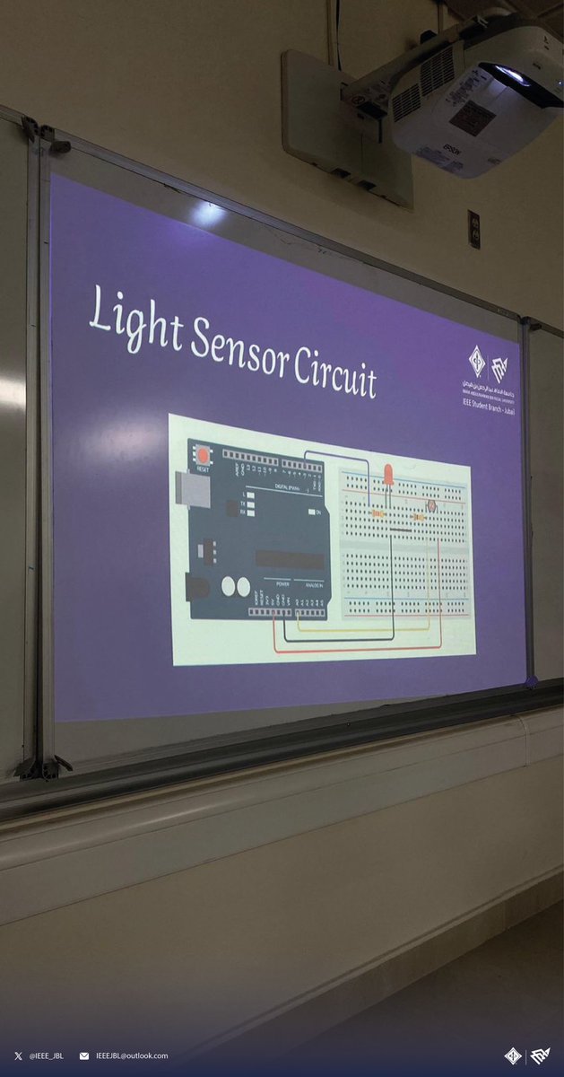 IEEE_JBL's tweet photo. 📸 | Wrapping up Day 2 of the Arduino Workshop!  

Incredible creativity and practical applications using sensors and electronic components. https://t.co/fpDtR5r7Hs