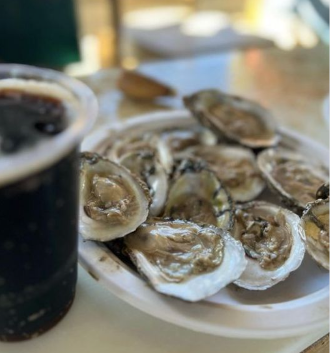 This weekend! 🦪Captain O's Stout &amp; Oyster Fest
Saturday, November 23 • 12-5pm
$1 raw oysters/$1.50 steamed
Specialty stouts by Brewer Harry
Other food also available.
Get your tickets at mdtix.com/milkhouse-brew…