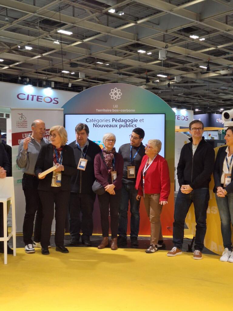 Bravo à nos bénévoles qui ont permis la réussite du projet d’écomobilité scolaire porté par l’agglomération Plaine Vallée, aujourd’hui récompensé par @Villescyclables lors des #talentsduvélo !