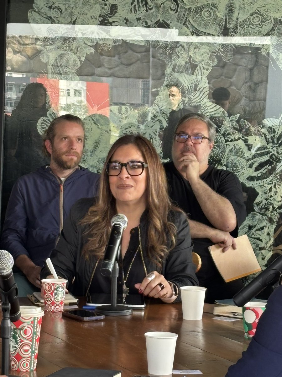 Necesitamos una visión realista que aborde los problemas estructurales de nuestras ciudades, desde la sostenibilidad hasta la equidad social. 

¿Realmente integramos la agenda urbana en México de manera efectiva? 

<a href="/Marielibarraf/">Mariel Ibarra F.</a> da comienzo al evento Ciudad y Palabra